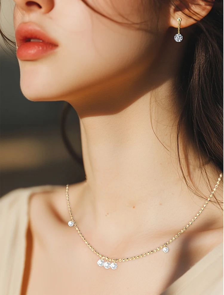 JEWELLWANG Colgante de diamante creado en laboratorio con brillo flotante, cuentas redondas de oro amarillo de 18 quilates, cadena ajustable suspendida, regalo de diamante Real JEWELLWANG Colgante de diamante creado en laboratorio con brillo flotante, cuentas redondas de oro amarillo de 18 quilates, cadena ajustable suspendida, regalo de diamante Real