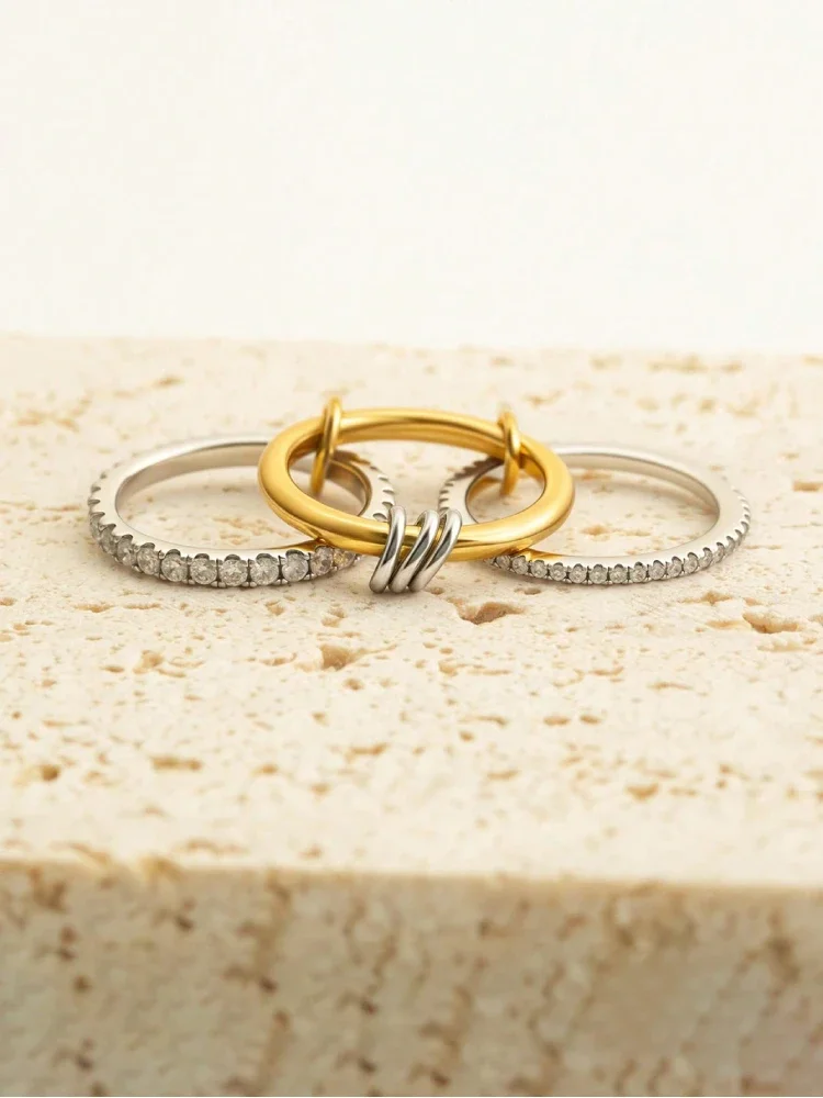 Anillo de Plata de Ley 925 de lujo, precioso y versátil, con tres entrelazados de circón para mujer, joyería fina de alta calidad a la moda para la vida diaria Anillo de Plata de Ley 925 de lujo, precioso y versátil, con tres entrelazados de circón para mujer, joyería fina de alta calidad a la moda para la vida diaria