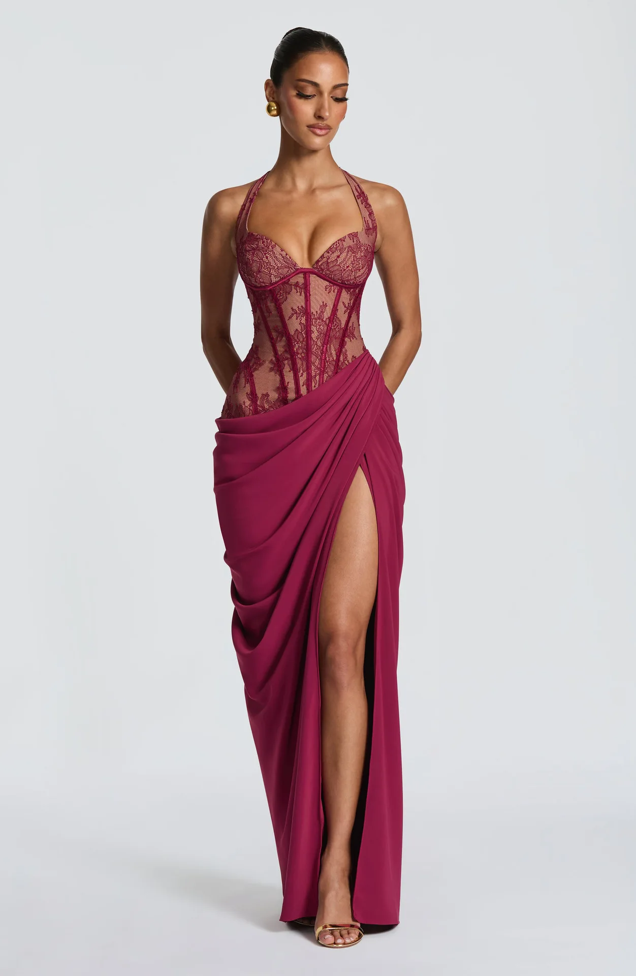 Vestido de Noche Largo de Lujo para Mujer con Corsé de Encaje Halter, Falda Drapeada, Abertura Lateral Alta y Espalda con Cordones, Ideal para Fiesta de Gala, Boda o Evento Formal