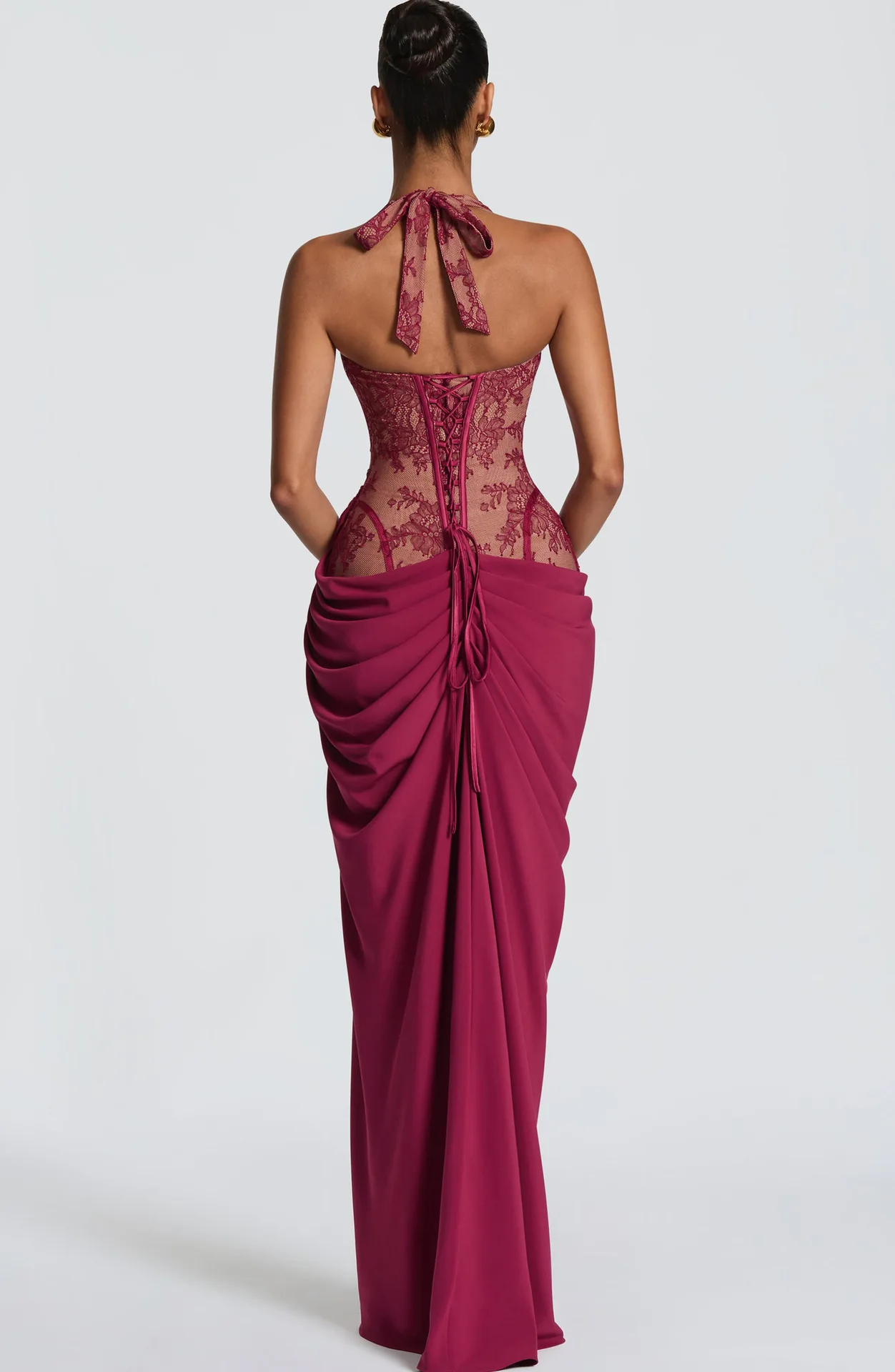 Vestido de Noche Largo de Lujo para Mujer con Corsé de Encaje Halter, Falda Drapeada, Abertura Lateral Alta y Espalda con Cordones, Ideal para Fiesta de Gala, Boda o Evento Formal