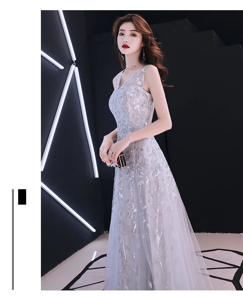 Vestido con escote en V Vestido con escote en V
