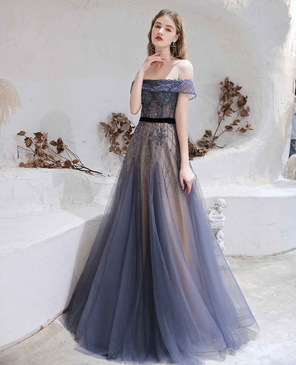 Vestidos de Noche azules oscuros personalizados de Dubái, vestido Formal Sexy con hombros descubiertos, recién llegados, vestido Formal con cuentas de lujo para mujer