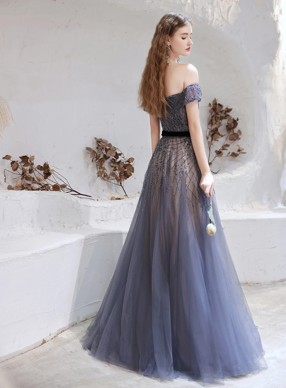 Vestidos de Noche azules oscuros personalizados de Dubái, vestido Formal Sexy con hombros descubiertos, recién llegados, vestido Formal con cuentas de lujo para mujer