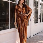 Vestido para mujer con escote en V