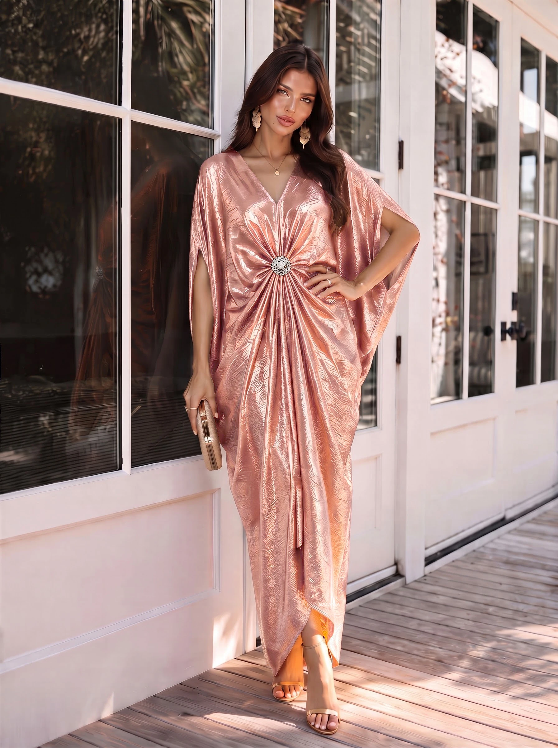 Vestido para mujer con escote en V Vestido para mujer con escote en V