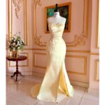 Vestidos de fiesta de sirena de color amarillo crema, con lentejuelas y cuentas brillantes, sin mangas, vestidos de noche de satén hasta el suelo, vestidos de invitada de boda personalizados.