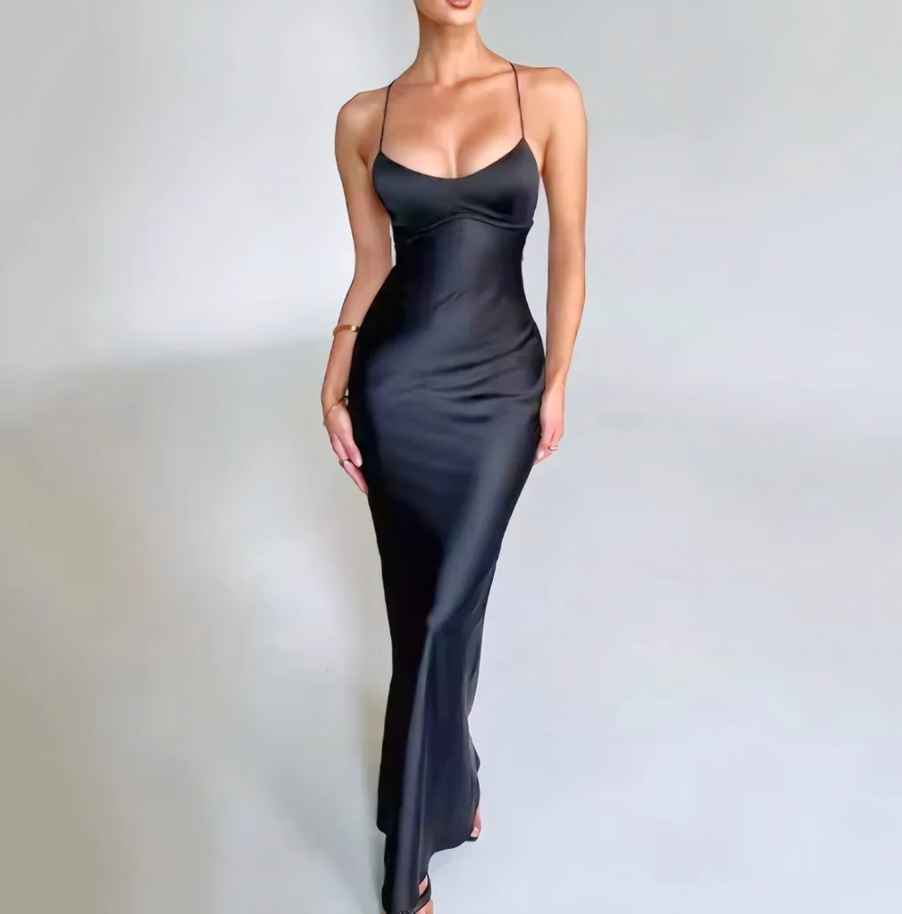 Vestido para mujer con acabado satinado y tirantes finos