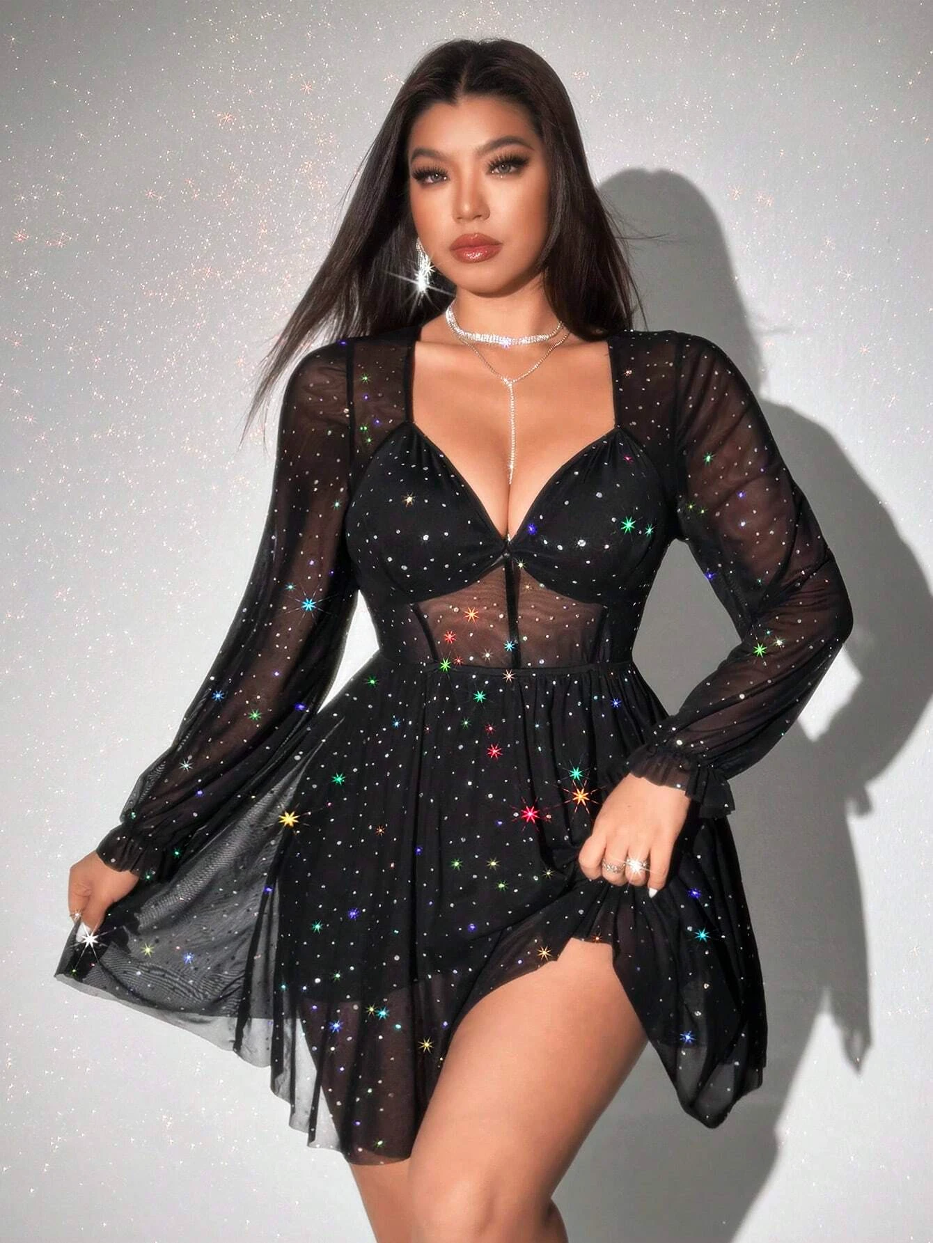 108901-cnrora.jpg Vestido para mujer con escote en V y de manga larga - Imagen 1