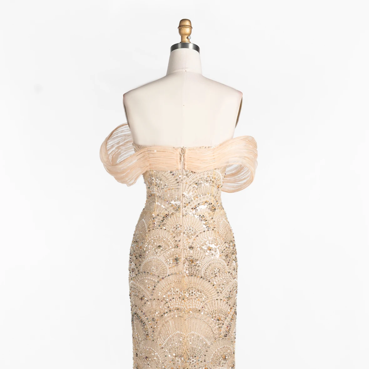 Vestido de noche elegante de Radia May Champagne, con lentejuelas, cristales y cuentas, diseño con escote al hombro descubierto, largo hasta el suelo, para fiestas formales, modelo ST100, hecho a medida.