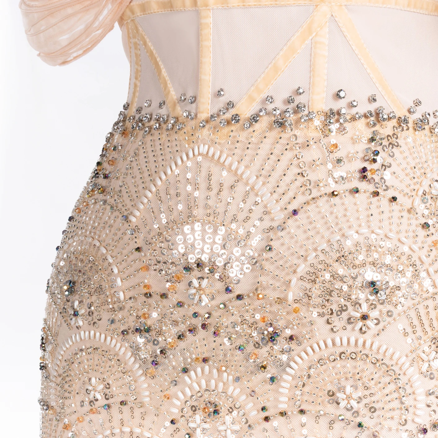 Vestido de noche elegante de Radia May Champagne, con lentejuelas, cristales y cuentas, diseño con escote al hombro descubierto, largo hasta el suelo, para fiestas formales, modelo ST100, hecho a medida. Vestido de noche elegante de Radia May Champagne, con lentejuelas, cristales y cuentas, diseño con escote al hombro descubierto, largo hasta el suelo, para fiestas formales, modelo ST100, hecho a medida.