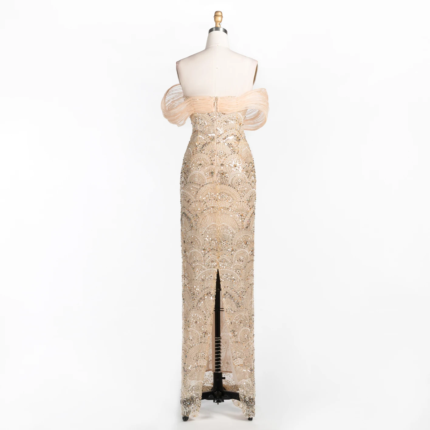 Vestido de noche elegante de Radia May Champagne, con lentejuelas, cristales y cuentas, diseño con escote al hombro descubierto, largo hasta el suelo, para fiestas formales, modelo ST100, hecho a medida. Vestido de noche elegante de Radia May Champagne, con lentejuelas, cristales y cuentas, diseño con escote al hombro descubierto, largo hasta el suelo, para fiestas formales, modelo ST100, hecho a medida.