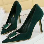 BIGTREE-zapatos de tacón alto y fino para mujer, calzado aterciopelado con punta estrecha y hebilla de cristal de Metal, 9cm, para primavera y otoño