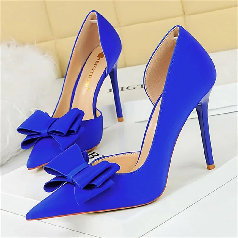 Zapatos de tacón alto de 2024 cm para mujer, calzado de satén de seda con agujeros laterales, color morado y verde, estilo Kawaii, para fiesta de graduación, 10,5