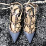 VAIFTILNO Zapatos de tacón alto con punta y remaches para mujer, sandalias de verano con tacón fino y correa envolvente con r... - Imagen 2