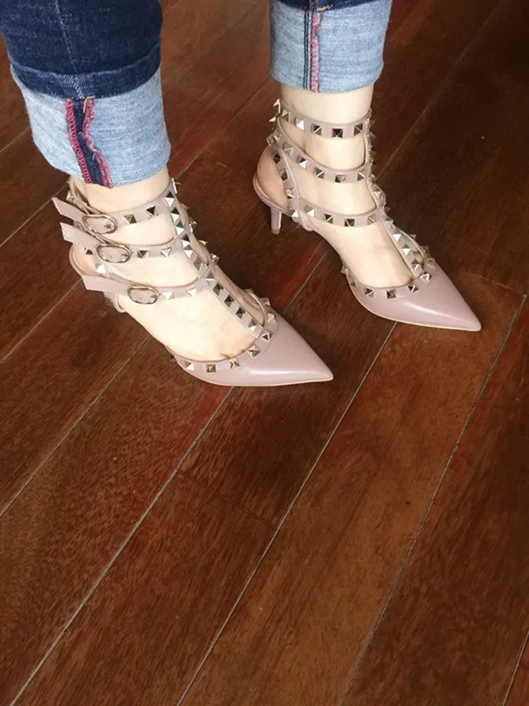 VAIFTILNO Zapatos de tacón alto con punta y remaches para mujer, sandalias de verano con tacón fino y correa envolvente con r...