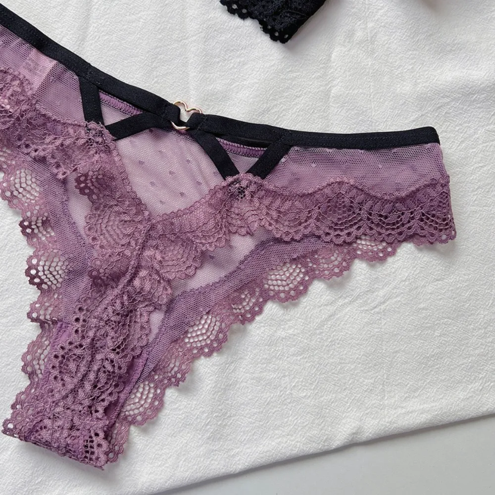 Tanga sexy de encaje de malla con lunares para mujer, bragas transparentes de encaje hueco, sin costuras, de cintura baja, con entrepierna de algodón, bragas triangulares tipo T-Back.