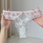 Tanga sexy de encaje de malla con lunares para mujer, bragas transparentes de encaje hueco, sin costuras, de cintura baja, con entrepierna de algodón, bragas triangulares tipo T-Back. - Imagen 2