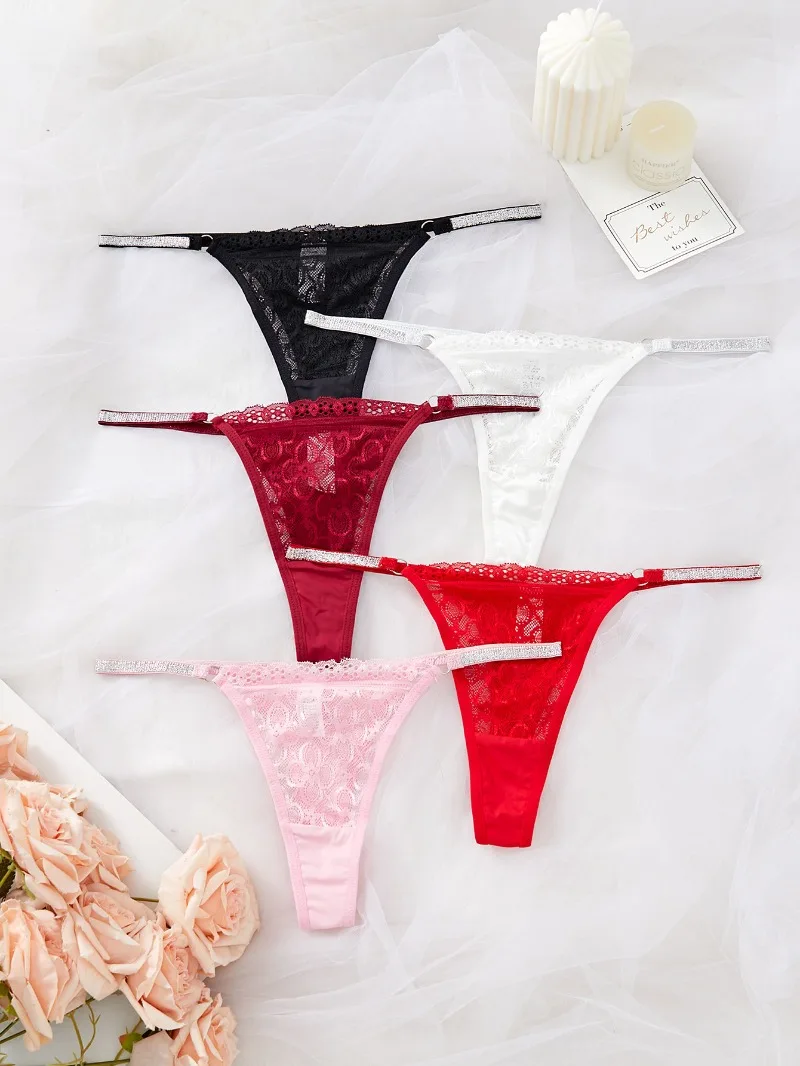 Nuevas bragas tipo Tanga con encaje para mujer, Panel de cinta plateada, Tanga Sexy de tiro bajo, ropa interior íntima elástica transpirable amigable con la piel