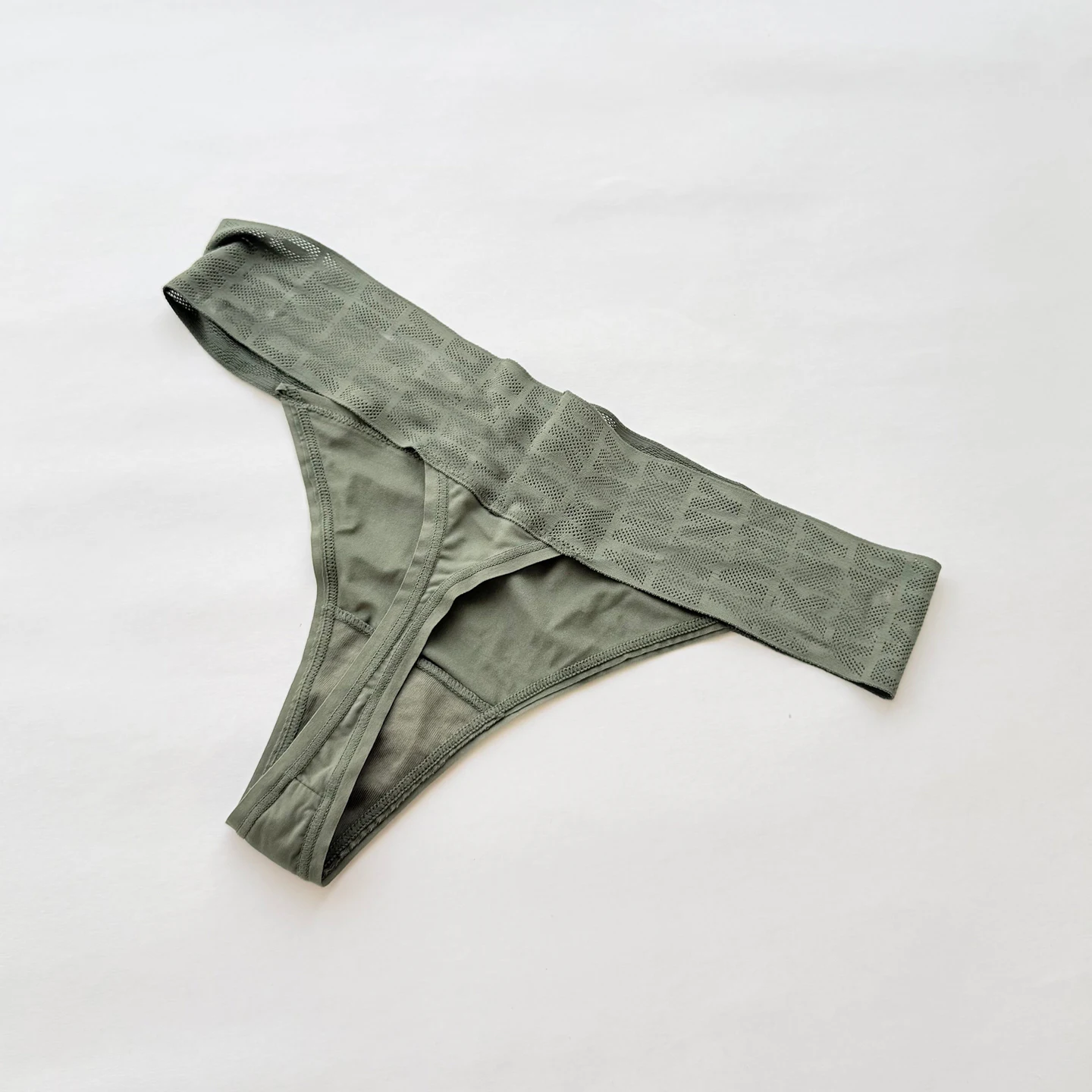 Tanga para mujer con encaje Tanga para mujer con encaje
