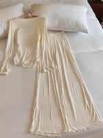 Conjunto de ropa de dormir para mujer con escote en V y de manga larga - Imagen 3