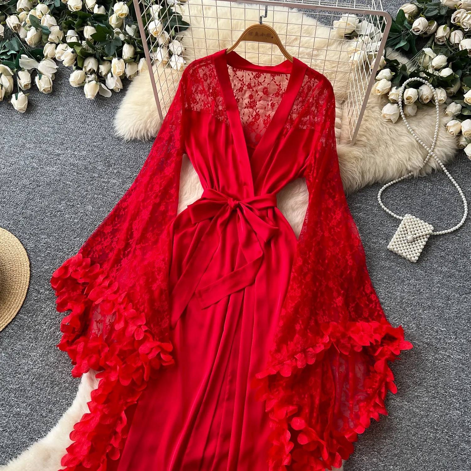 Camisón para mujer con encaje y acabado satinado