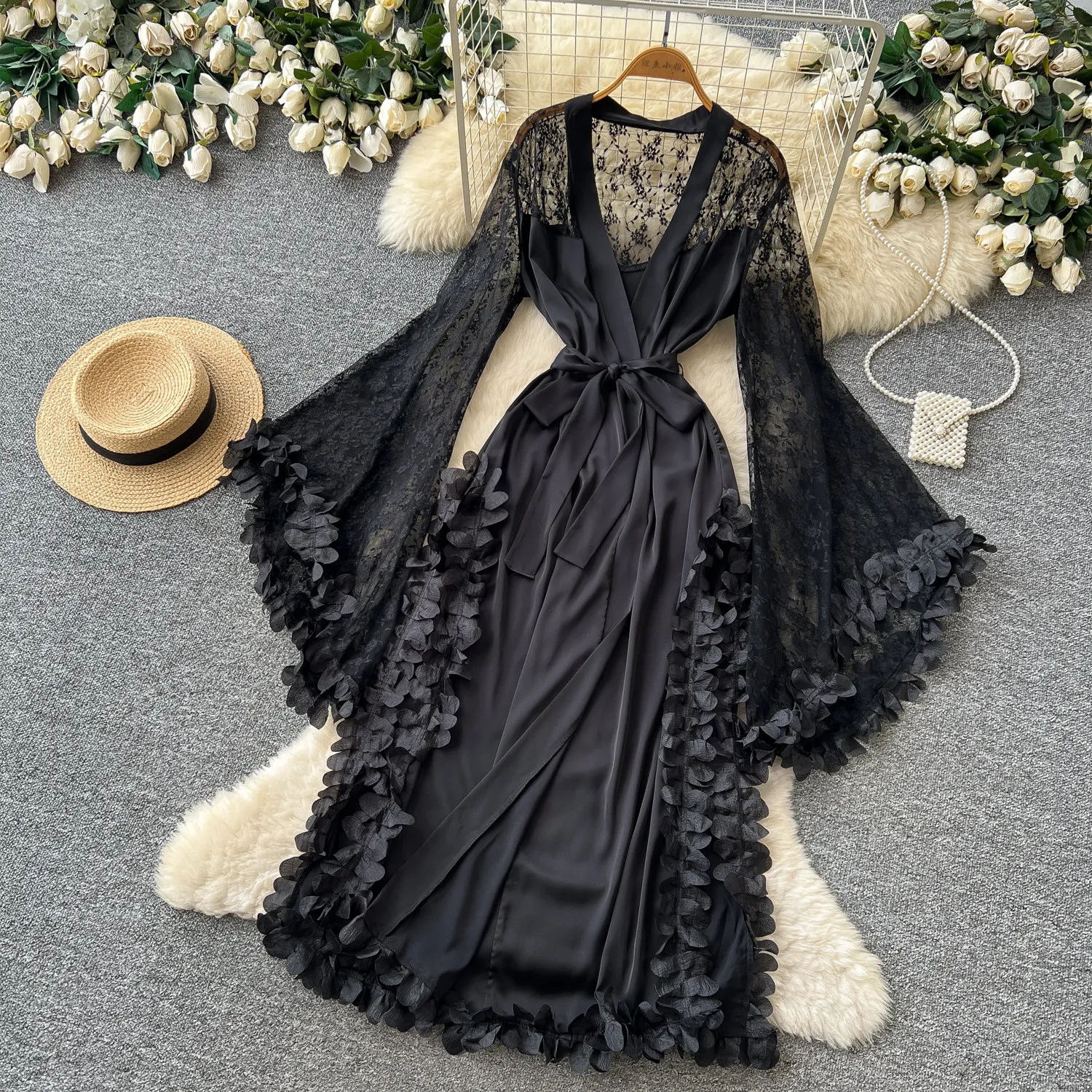 Camisón para mujer con encaje y acabado satinado