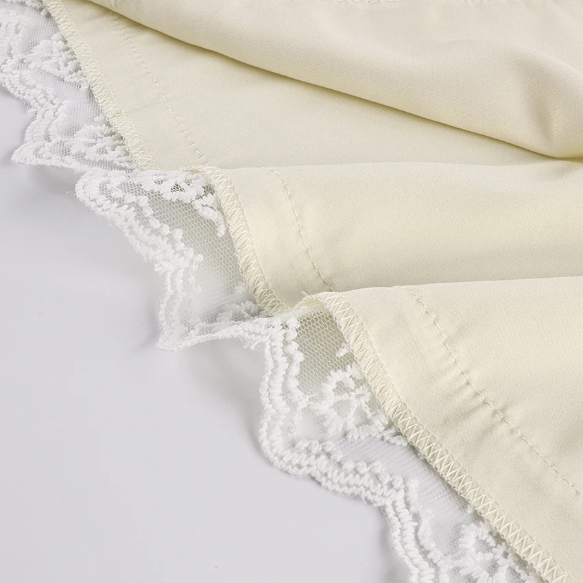 Conjunto de ropa de dormir de 2 piezas con encaje y acabado satinado