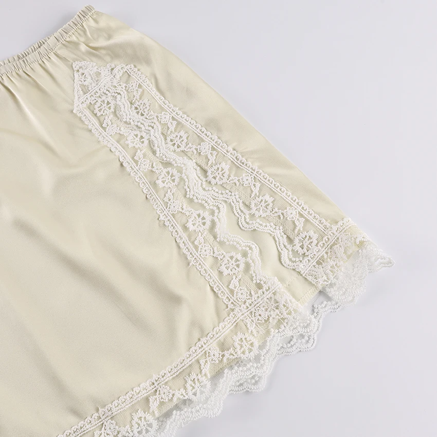 Conjunto de ropa de dormir de 2 piezas con encaje y acabado satinado