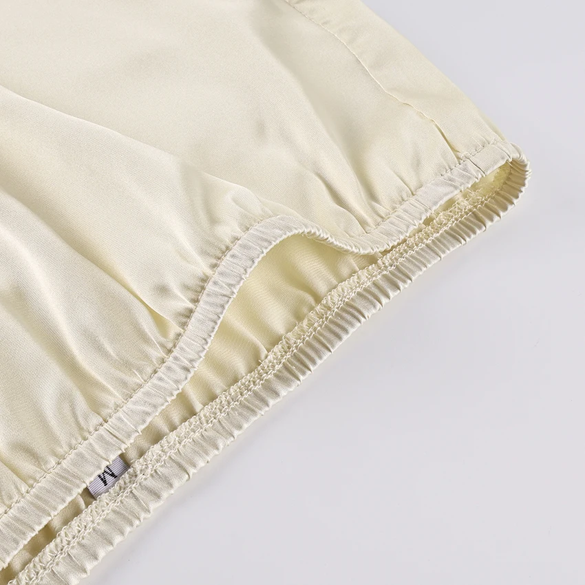 Conjunto de ropa de dormir de 2 piezas con encaje y acabado satinado