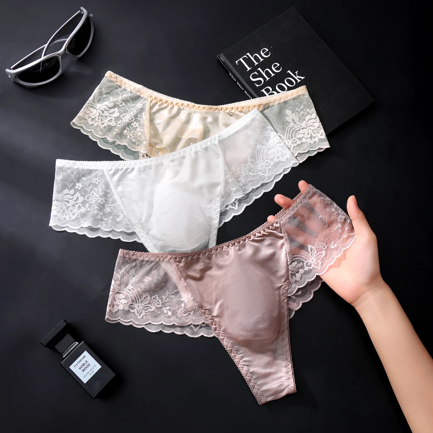 Paquete de 4 Tangas Sexys de Cintura Baja para Hombre con Bolsa de Contorno 3D, Encaje, Alta Elasticidad, Tallas Grandes Disponibles en Ropa Interior Masculina