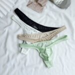 Tanga para hombre con acabado satinado