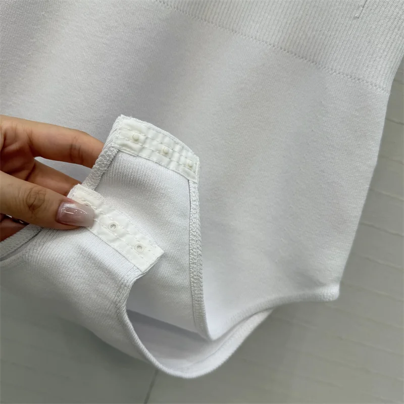 Body de mujer, nuevo top elástico de punto ajustado sin mangas para verano 2026, camiseta de mujer con cuello redondo, corsé informal para mujer