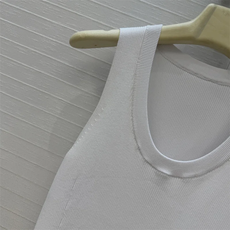 Body de mujer, nuevo top elástico de punto ajustado sin mangas para verano 2026, camiseta de mujer con cuello redondo, corsé informal para mujer