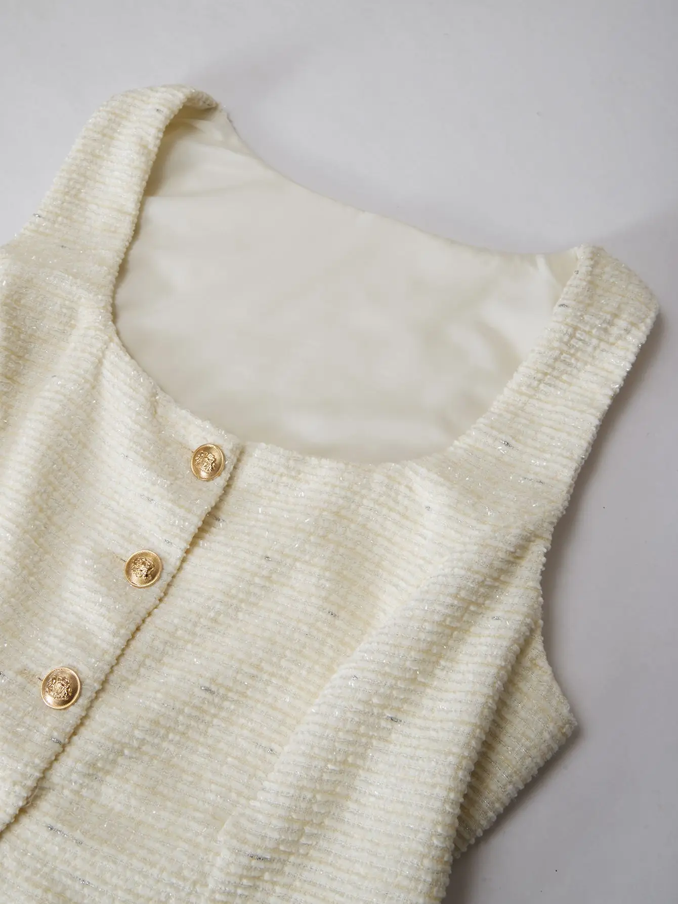 Chaleco de punto para mujer, ideal para el verano, sin mangas, con botones dorados, cuello cuadrado, elegante, cómodo, para uso diario, modelo 2026.