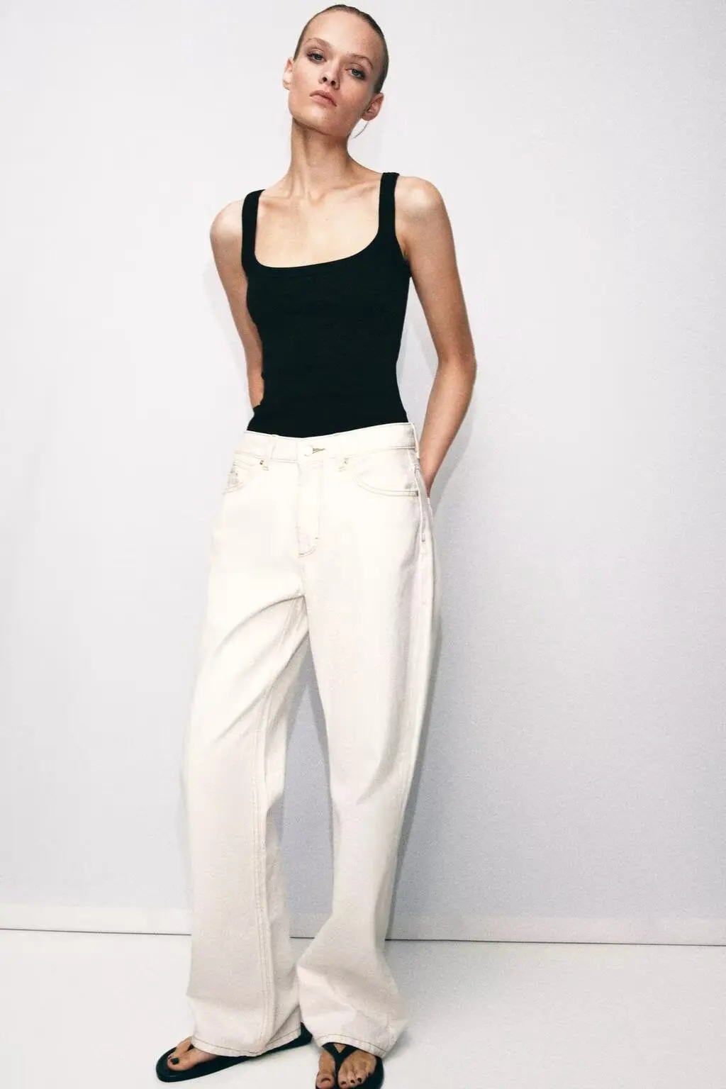 Camiseta sin Mangas de Color Puro, Estilo ZR, Versátil, Moda para el Trabajo, Ropa de Mujer, Verano 2026, Tela de Poliéster