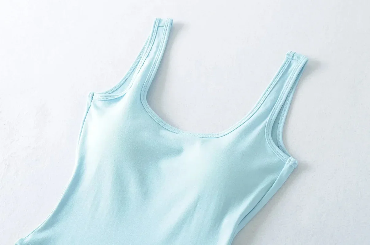 Sujetador para mujer con tirantes