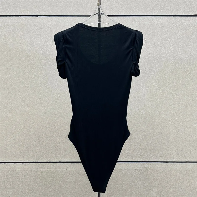 Body para mujer con cuello redondo y sin mangas