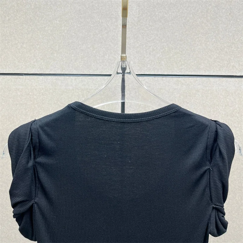 Body para mujer con cuello redondo y sin mangas