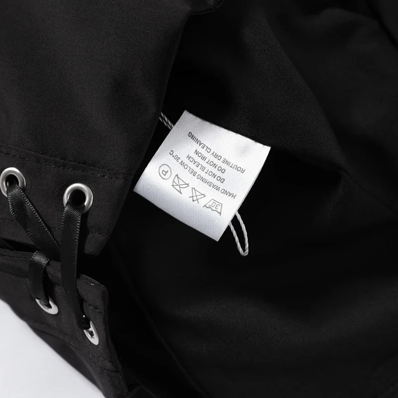 Camisola sin mangas con tirantes y espalda descubierta para mujer, estilo bandage, con diseño de espina de pescado, ajustada, de un solo pecho, color negro, elegante, para verano 2026 Camisola sin mangas con tirantes y espalda descubierta para mujer, estilo bandage, con diseño de espina de pescado, ajustada, de un solo pecho, color negro, elegante, para verano 2026