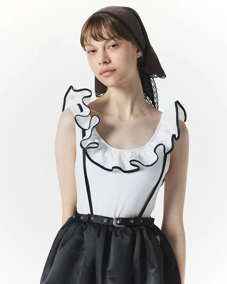 Camiseta sin mangas con cuello en U y volantes tridimensionales estilo japonés para mujer, ajustada, dulce y linda, para verano 2026
