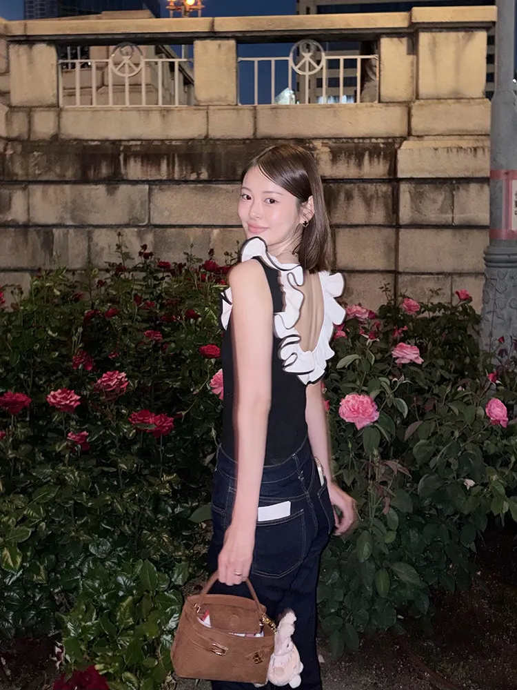 Camiseta sin mangas con cuello en U y volantes tridimensionales estilo japonés para mujer, ajustada, dulce y linda, para verano 2026