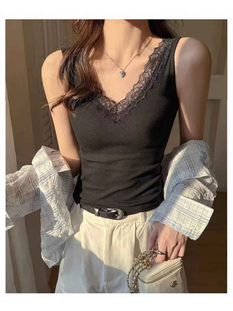 Top para mujer con encaje y escote en V