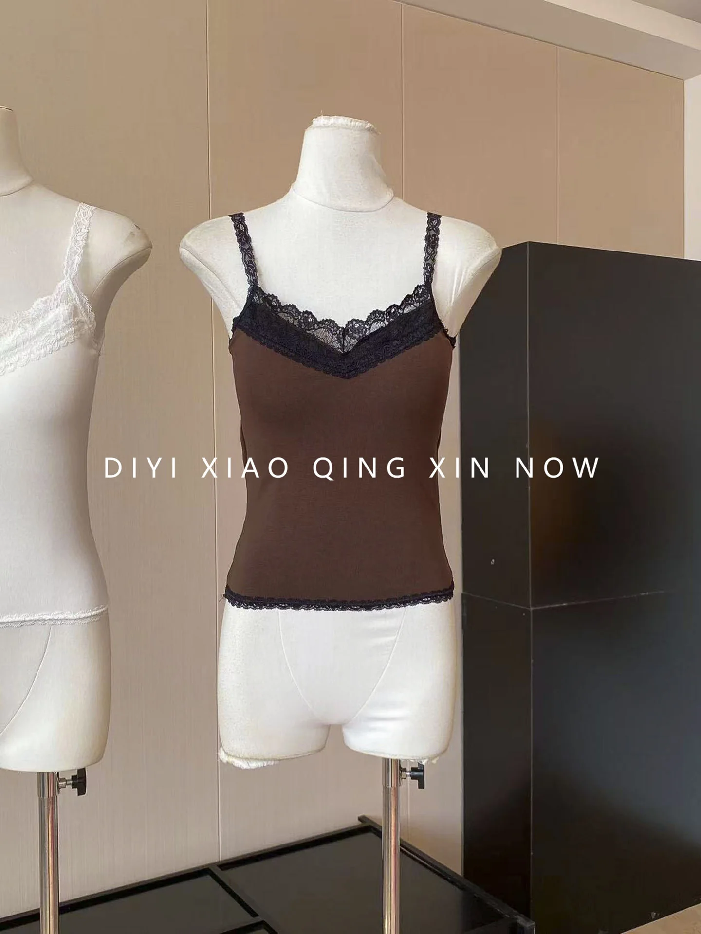 DIYI - Top Corto de Encaje Floral con Tirantes de Estilo Coreano, Prenda Interior de Fibra de Poliéster para Mujer