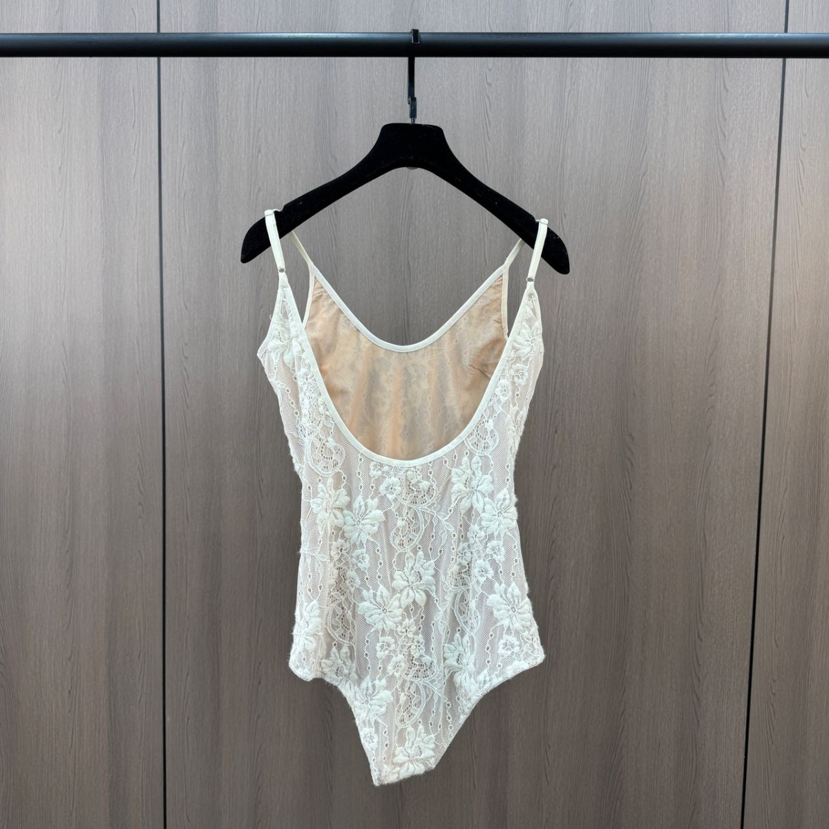 Novedad 2026: Camisola de encaje sin espalda estilo Y2K para mujer, top sin mangas blanco ajustado para primavera/verano, ideal como prenda exterior.
