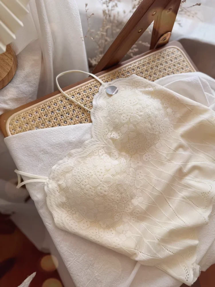 Top de encaje sexy con tirantes, bralette sin espalda, sujetador inalámbrico para mujer con almohadillas fijas, estilo sujeta...