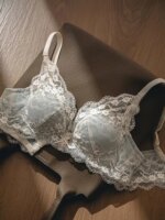 Conjunto de sujetador de encaje sexy para mujer, estilo Pure Desire, con efecto push-up para busto pequeño, antideslizante, c...