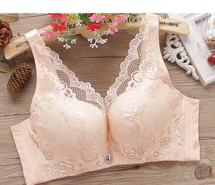 Sujetador inalámbrico de talla grande para mujer, fino, con copa completa fruncida, diseño de encaje, tirantes fijos, cierre ... Sujetador inalámbrico de talla grande para mujer, fino, con copa completa fruncida, diseño de encaje, tirantes fijos, cierre ...