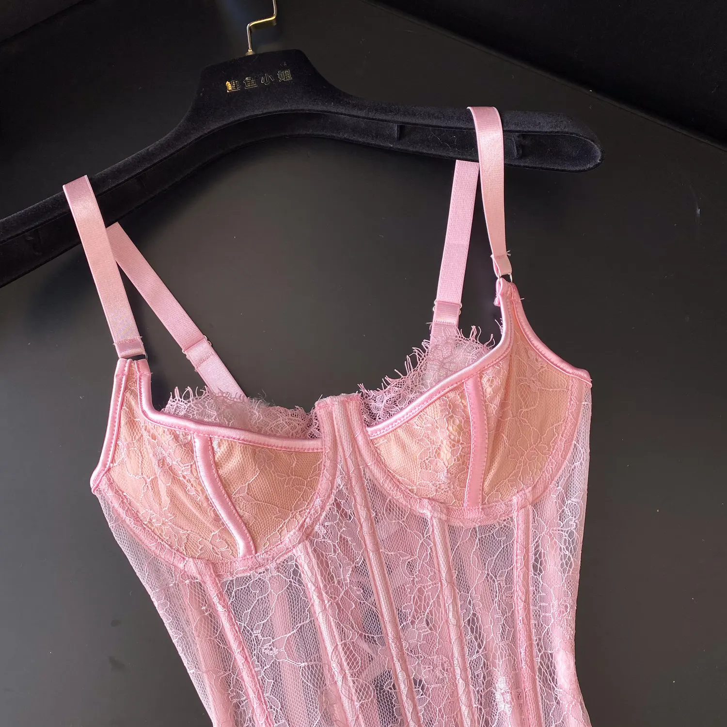 Corset para mujer con encaje y sin mangas