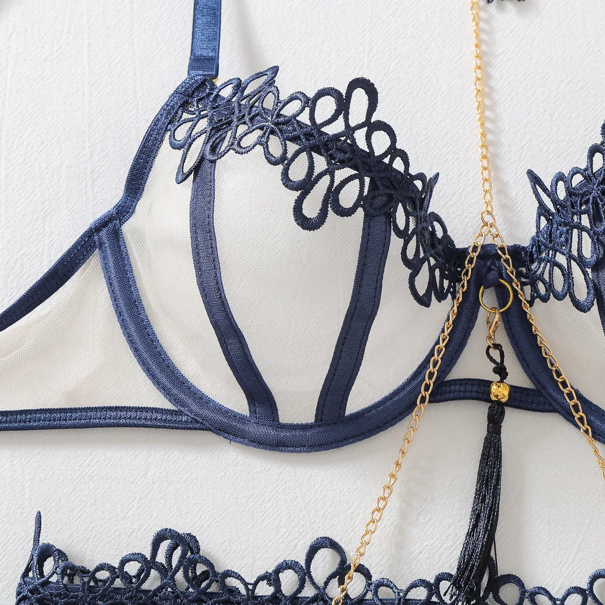 Conjunto de lencería con encaje floral bordado SINGREINY, sujetador con tirantes y cadena, bragas transparentes, ropa interior sensual y erótica, conjunto de tres piezas.