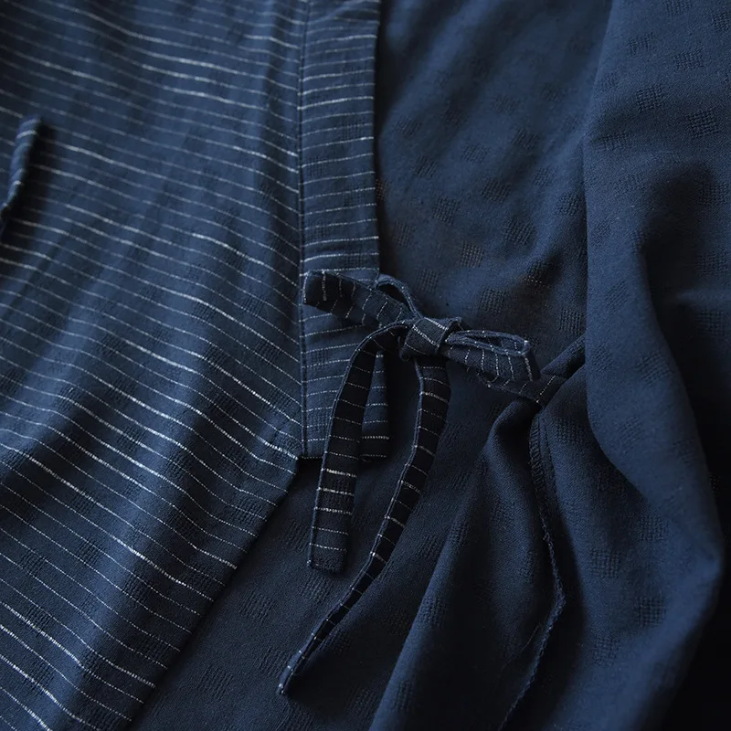 Bata para hombre de manga corta